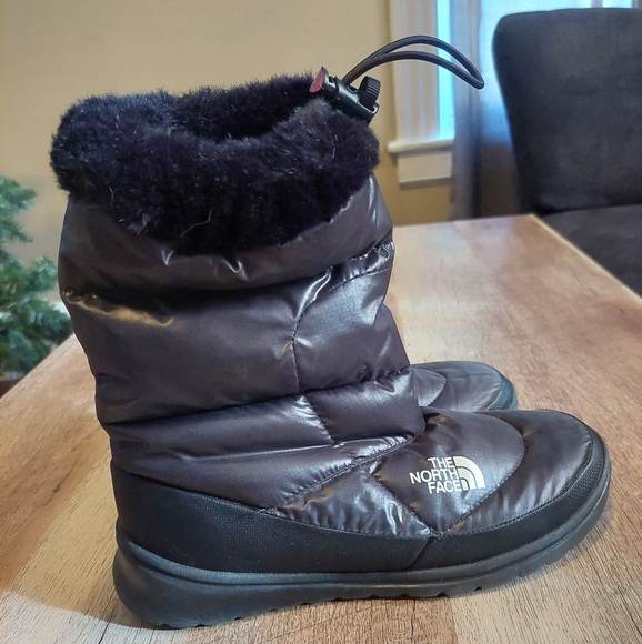 North Face Nuptuse Goose Down Filled Winter Boots Black Quilted Pull-On Womens 6 - Picture 2 of 11